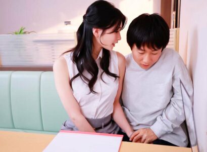Em nhân viên bất động sản với tuyệt chiêu ký hợp đồng sẽ được địt em